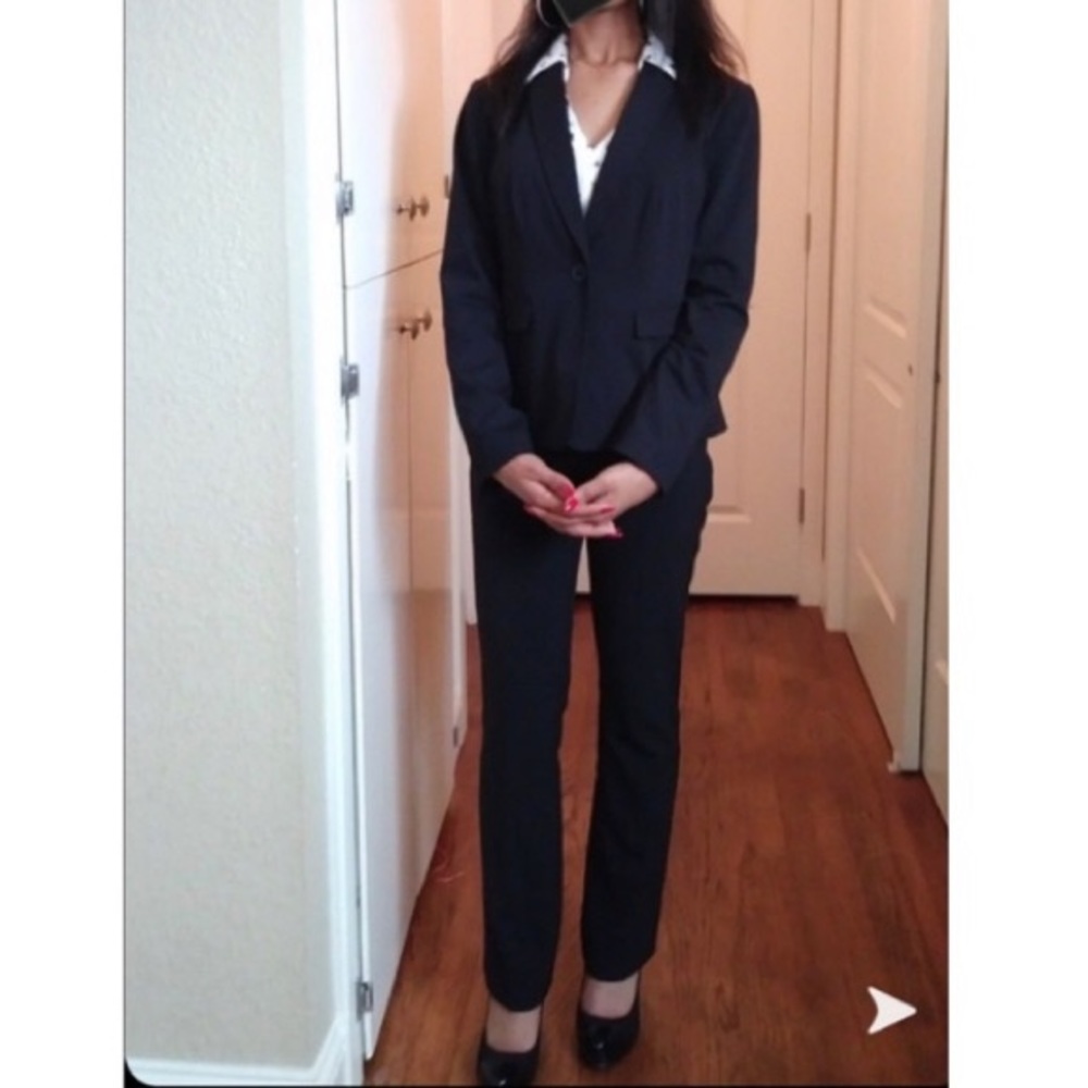 Liz Claiborne Career Petite Hollywould Blazer Set